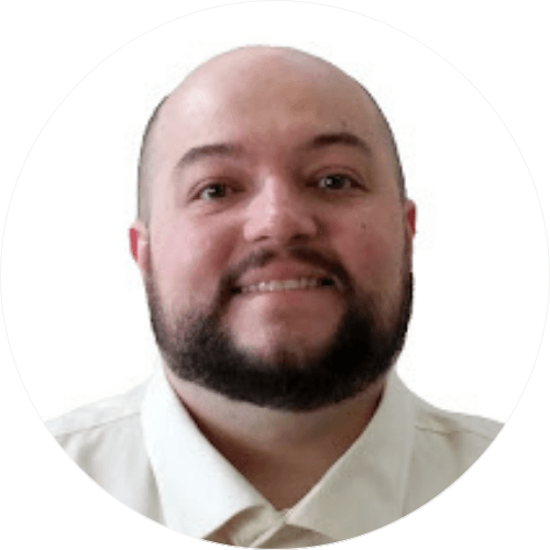 Matthew R.png