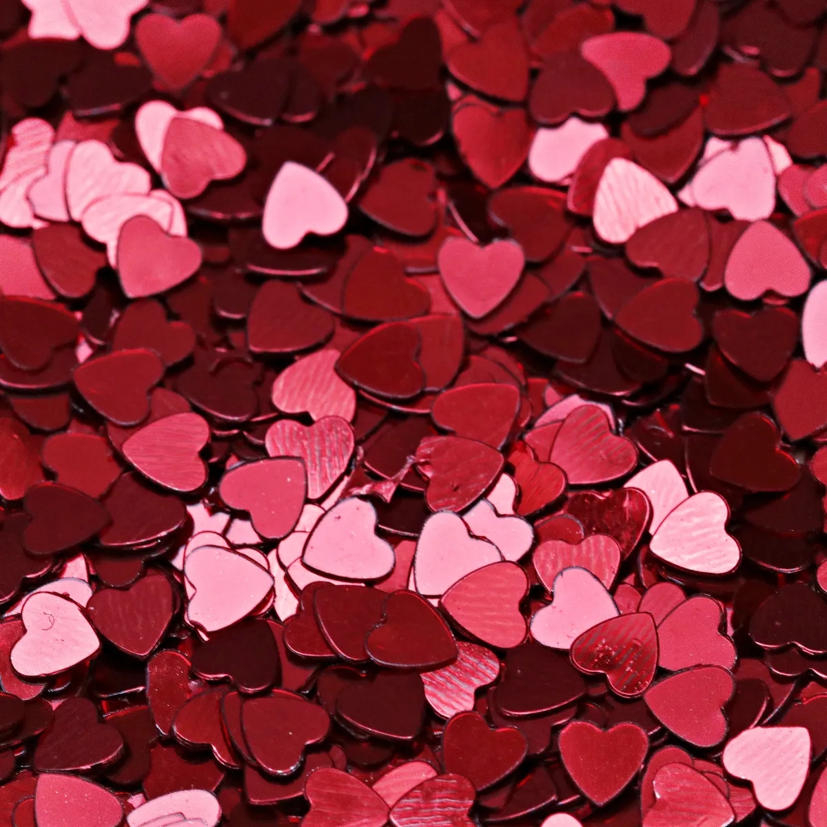 blog_graphic_heart-confetti.webp