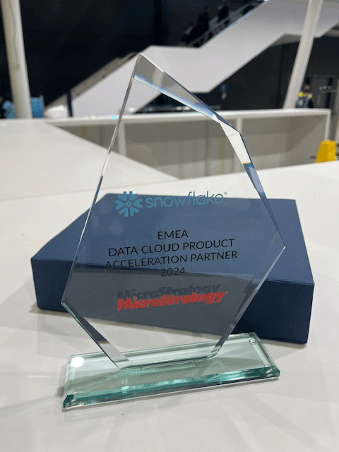 Snowflake award glass.png