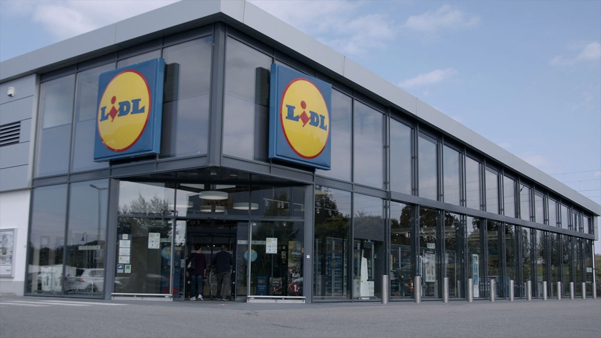 Video thumbnail - Schwarz Group: Solutions for a Data-Driven Culture at Lidl